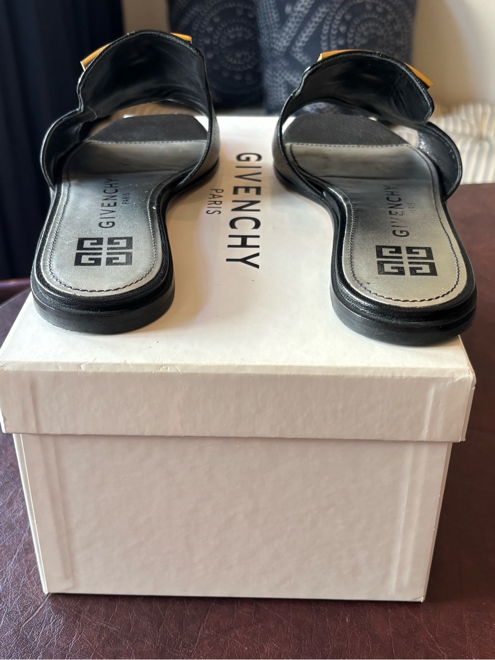 Givenchy 4G Black Leather Slides - Picture 3 of 5